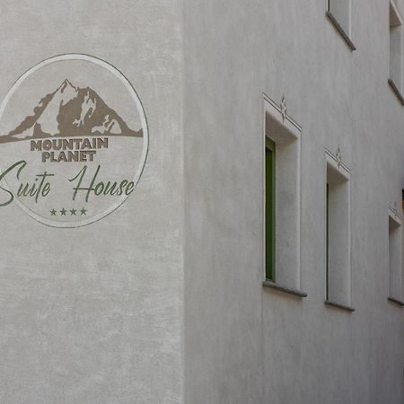 Snow Mountain Planet Suite House 利维尼奥 外观 照片