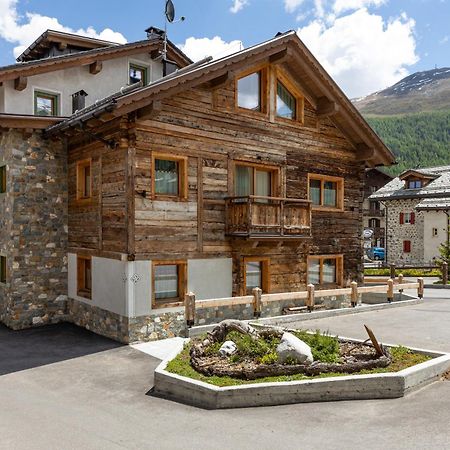 Snow Mountain Planet Suite House 利维尼奥 外观 照片